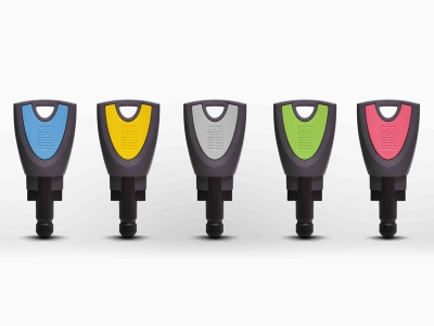 Winkhaus blueCompact Nutzerschlüssel aus Kunststoff abgebildet in Farben, mit verschieden Maßen.